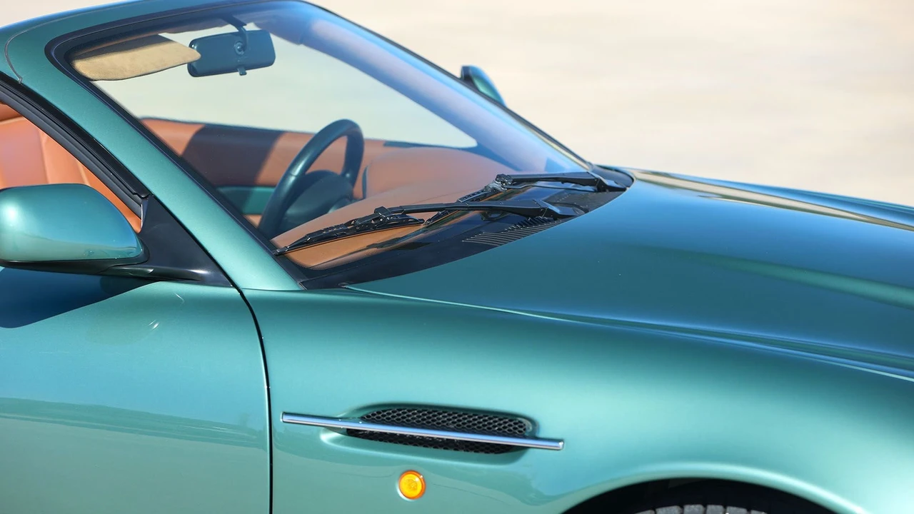 2003 Aston Martin DB AR1 - Image 28 of 31