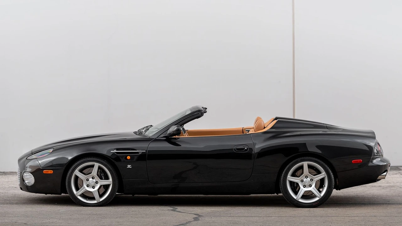 2003 Aston Martin DB AR1 - Image 11 of 31