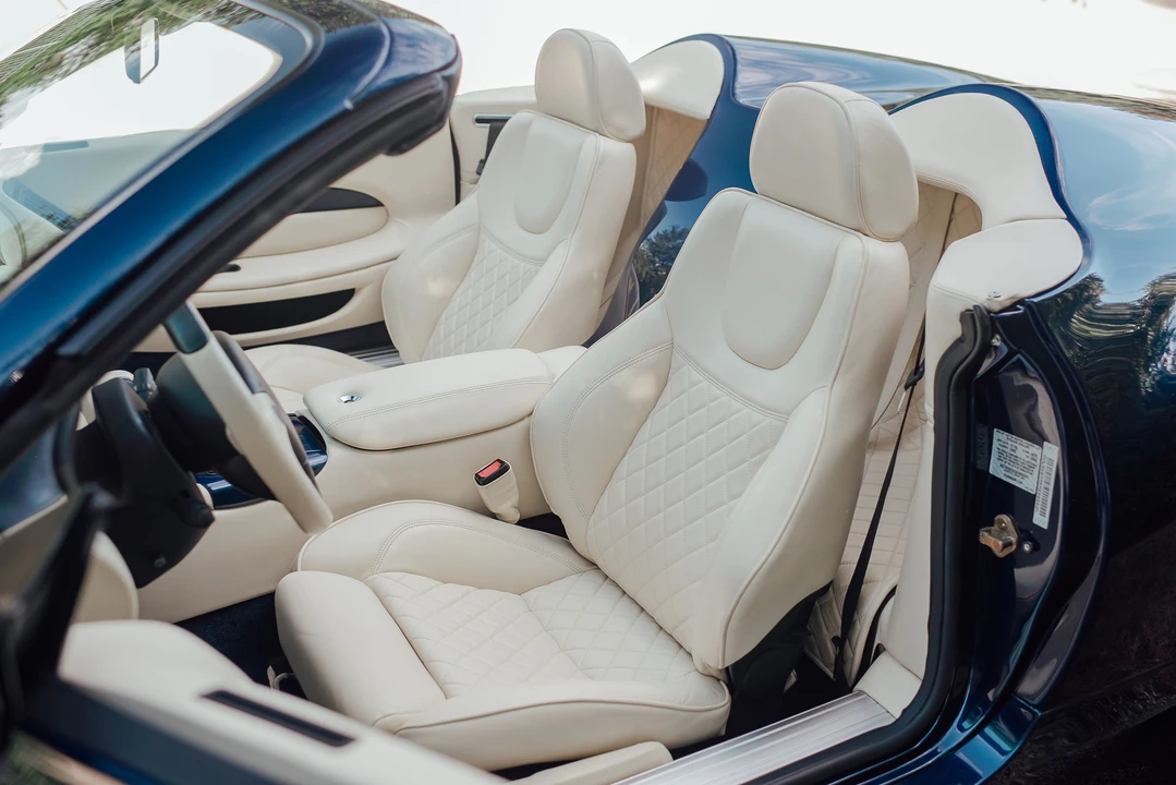 2003 Aston Martin DB AR1 - Image 19 of 31