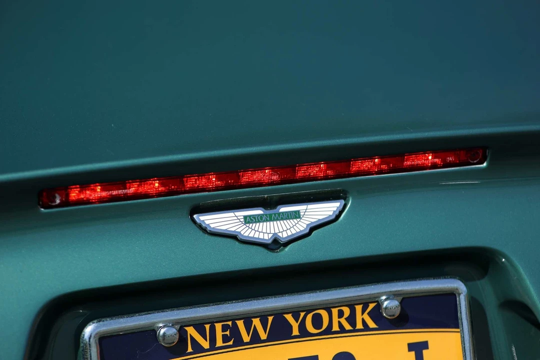 2003 Aston Martin DB AR1 - Image 22 of 31