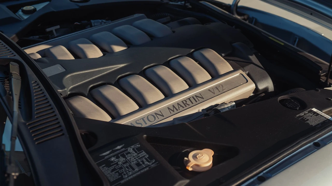 2003 Aston Martin DB AR1 - Image 9 of 31