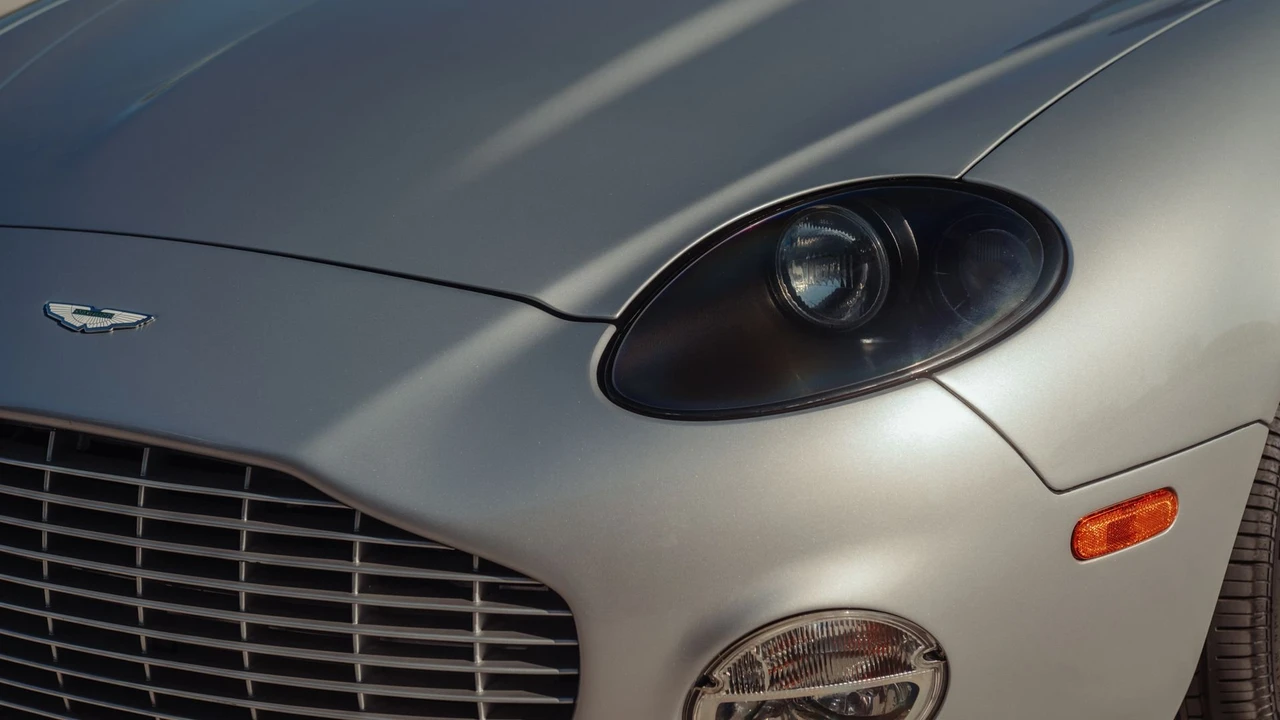 2003 Aston Martin DB AR1 - Image 25 of 31