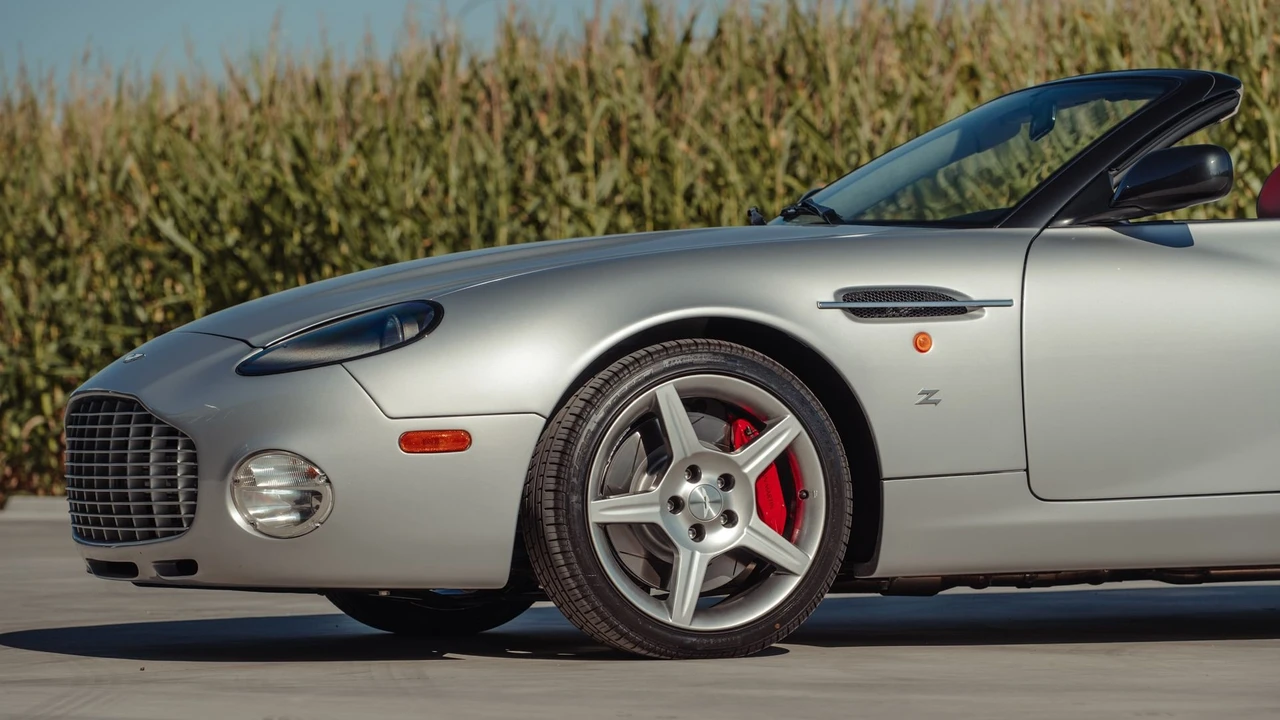 2003 Aston Martin DB AR1 - Image 19 of 31