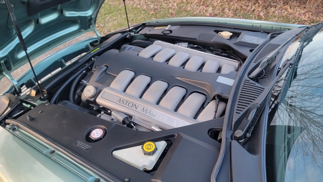 2003 Aston Martin DB AR1 - Image 11 of 18