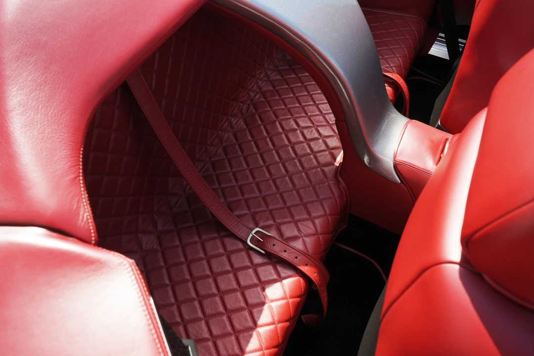 2003 Aston Martin DB AR1 - Image 27 of 31