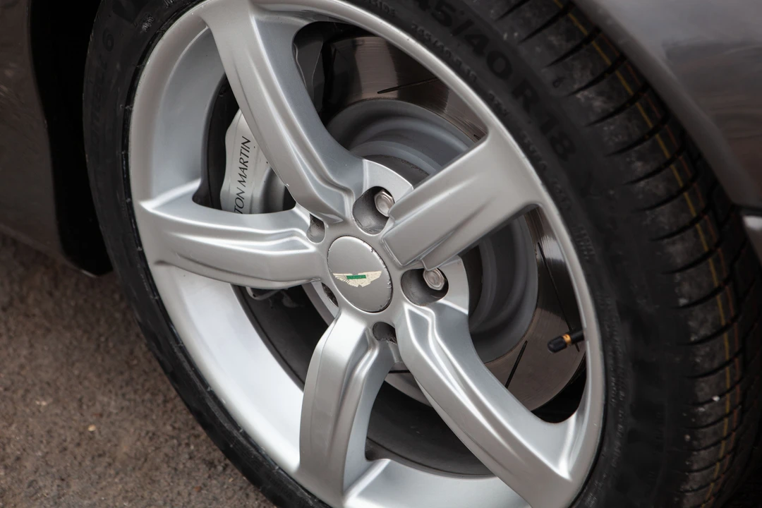 2003 Aston Martin DB7 GT & GTA - Image 26 of 31
