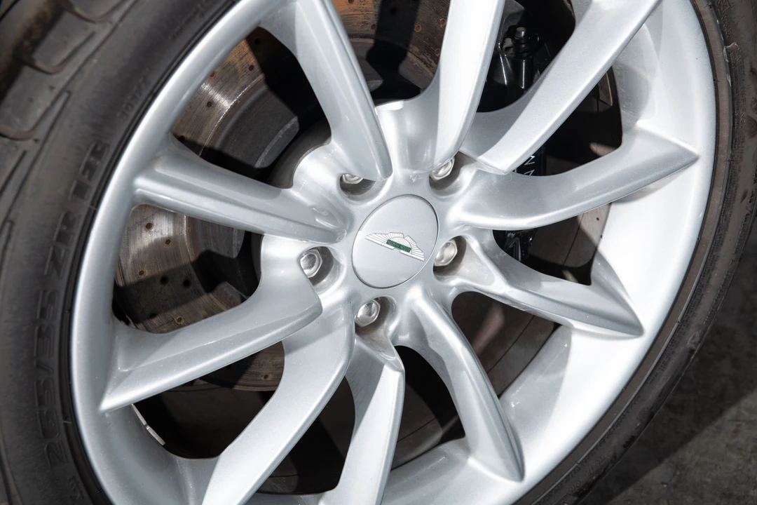 2003 Aston Martin DB7 Vantage - Image 14 of 31