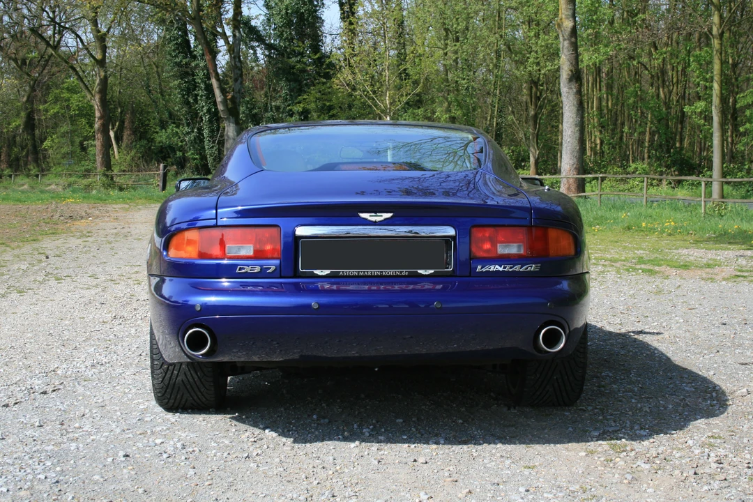 2003 Aston Martin DB7 Vantage - Image 9 of 21