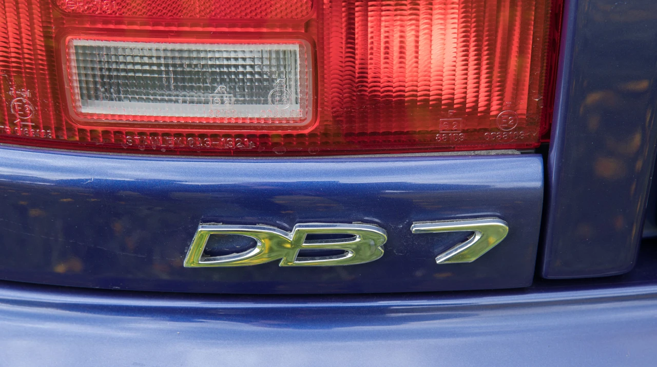 2003 Aston Martin DB7 Vantage - Image 19 of 21