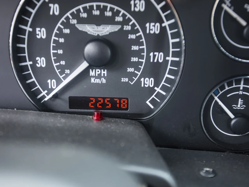 2003 Aston Martin DB7 Vantage - Image 12 of 26