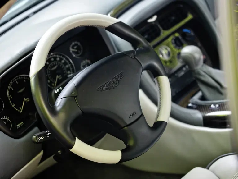 2003 Aston Martin DB7 Vantage - Image 12 of 30