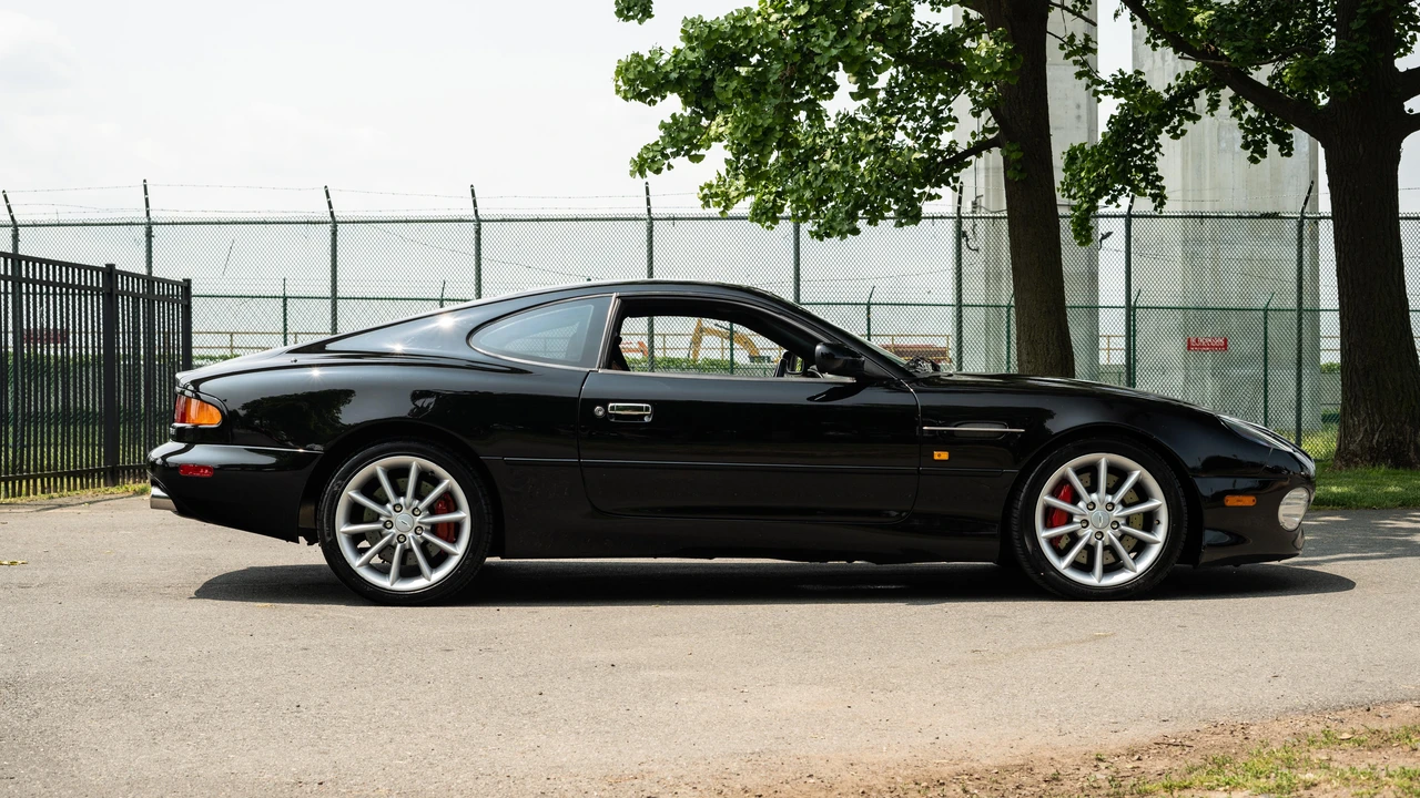 2003 Aston Martin DB7 Vantage - Image 13 of 31