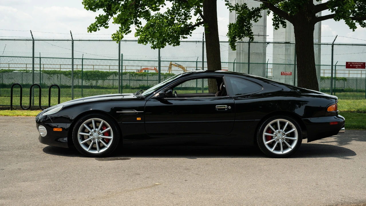 2003 Aston Martin DB7 Vantage - Image 8 of 31