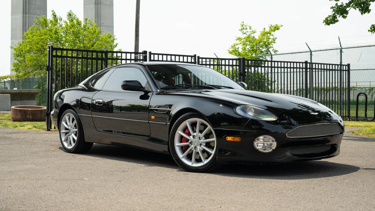 2003 Aston Martin DB7 Vantage - Image 14 of 31
