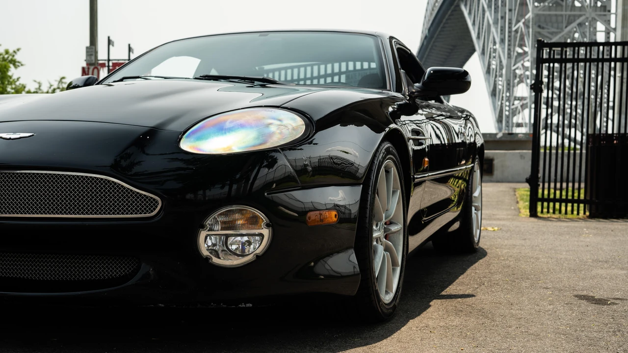 2003 Aston Martin DB7 Vantage - Image 17 of 31