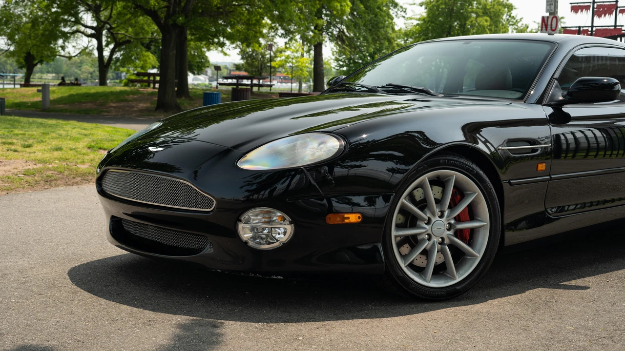 2003 Aston Martin DB7 Vantage - Image 18 of 31