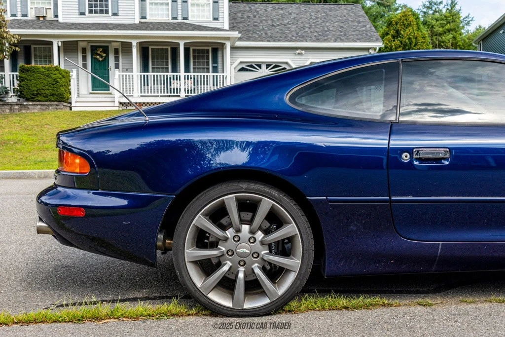 2003 Aston Martin DB7 Vantage - Image 10 of 12