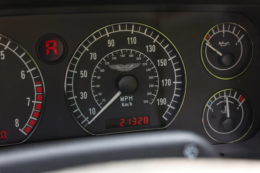 2003 Aston Martin DB7 Vantage - Image 19 of 30