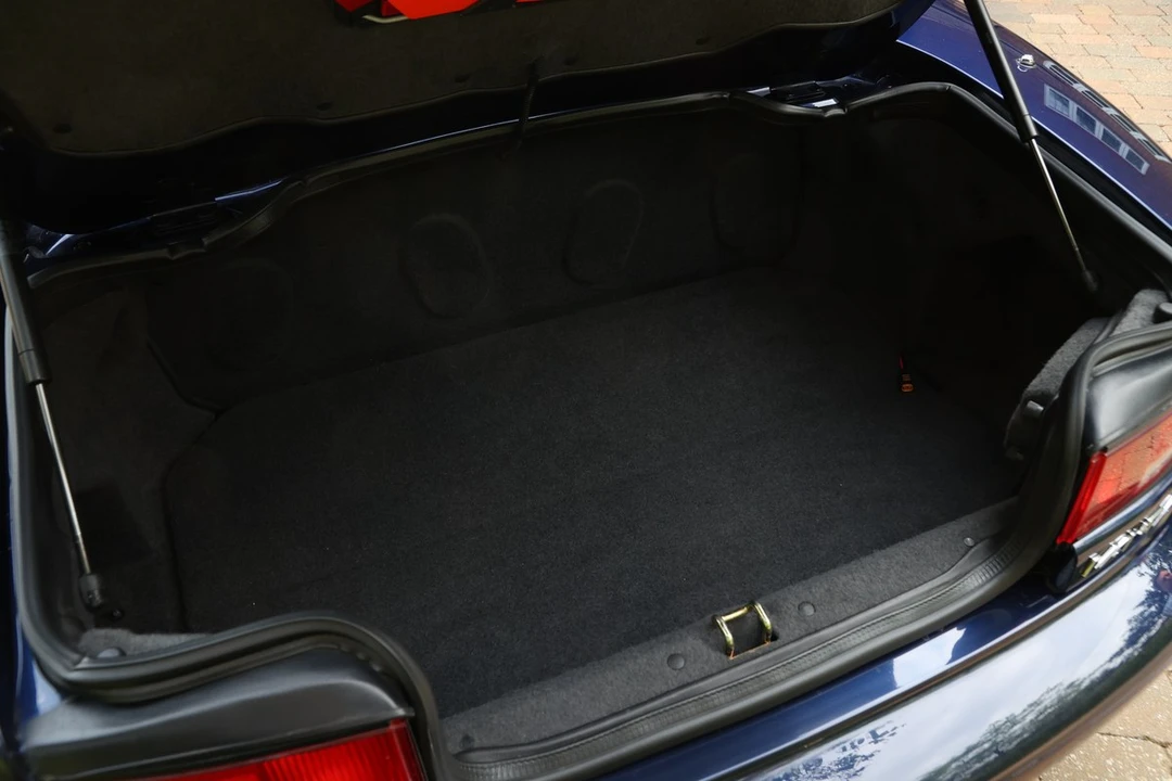 2003 Aston Martin DB7 Vantage - Image 29 of 30