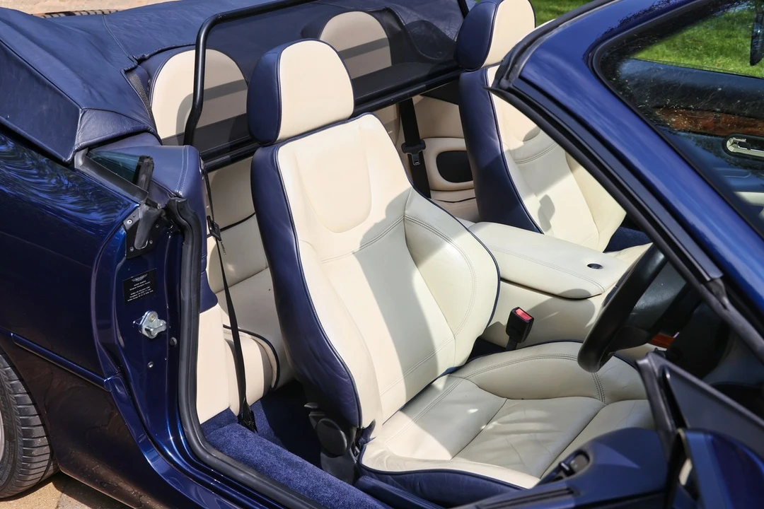 2003 Aston Martin DB7 Vantage - Image 16 of 30