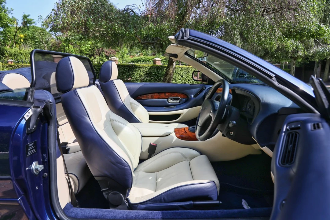 2003 Aston Martin DB7 Vantage - Image 15 of 30