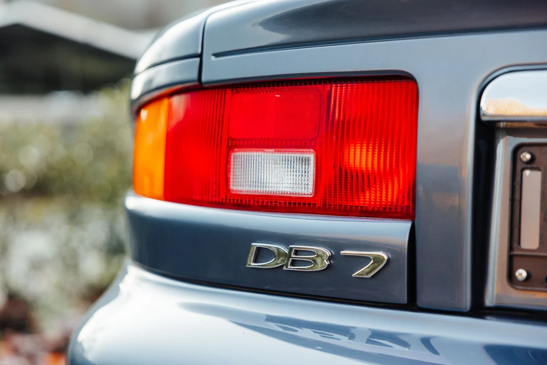 2003 Aston Martin - Image 7 of 31