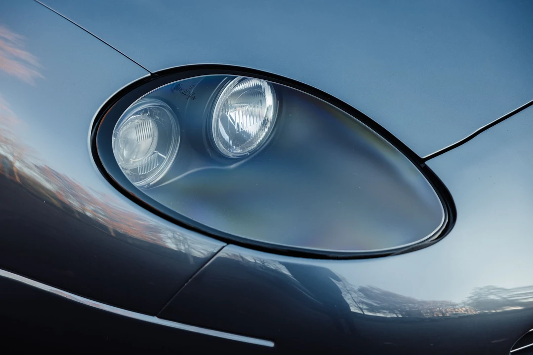 2003 Aston Martin - Image 11 of 31