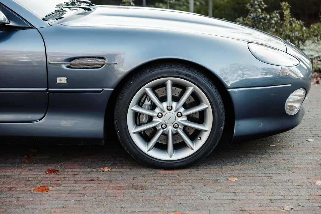 2003 Aston Martin - Image 10 of 31