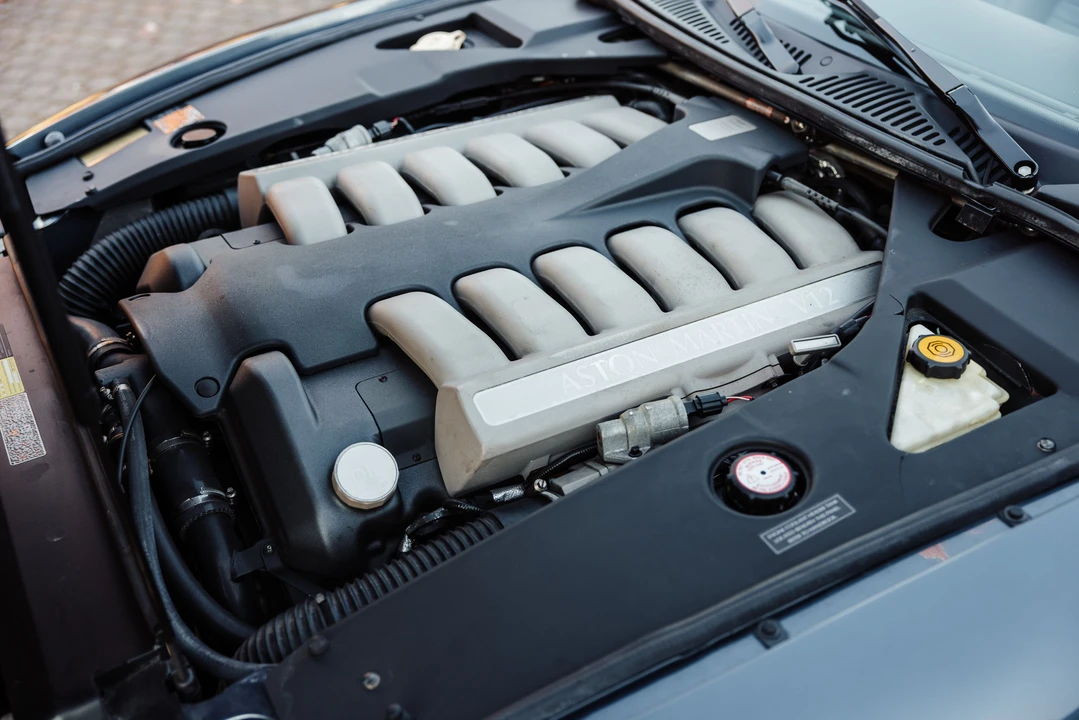 2003 Aston Martin - Image 28 of 31