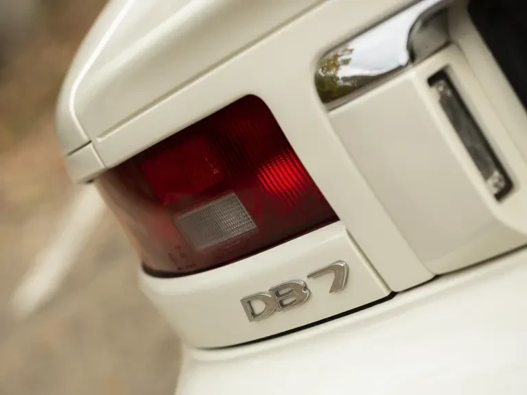 2003 Aston Martin DB7 Vantage - Image 17 of 31
