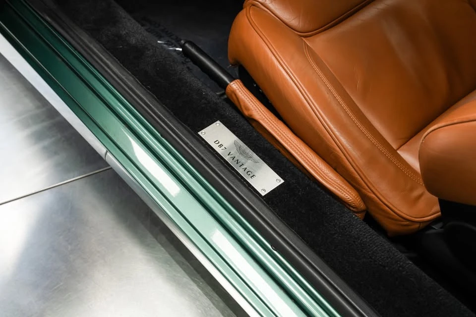 2003 Aston Martin DB7 Vantage - Image 13 of 16