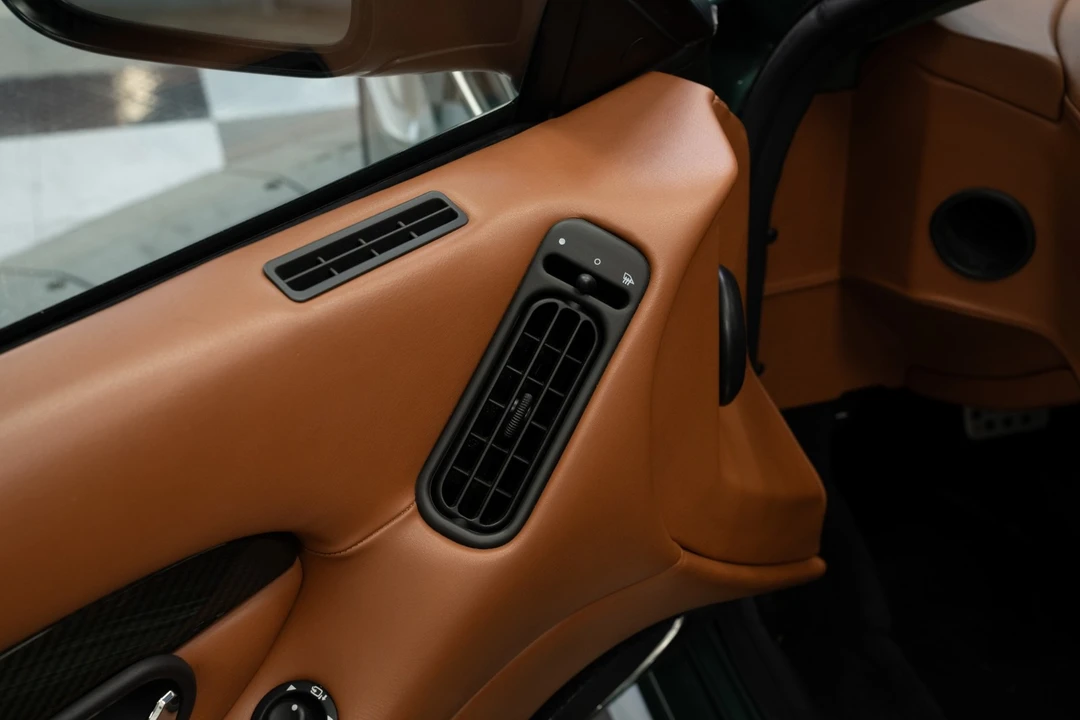 2003 Aston Martin DB7 Vantage - Image 19 of 21