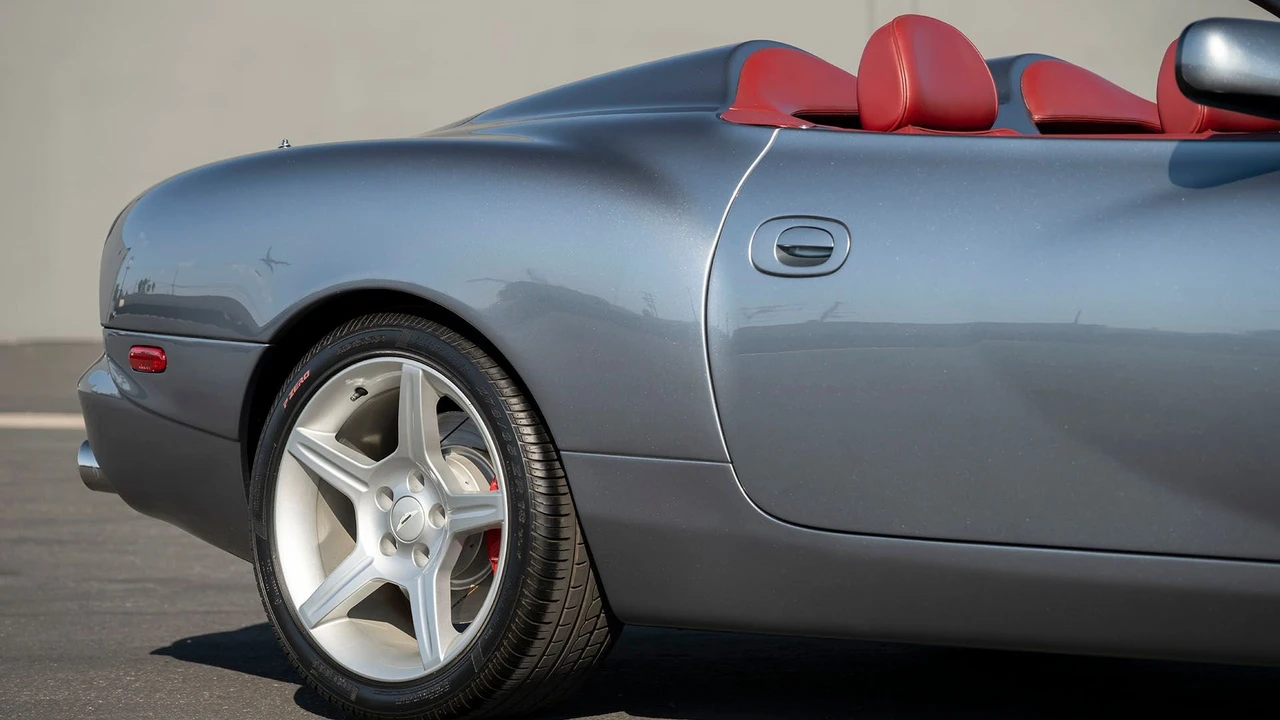 2003 Aston Martin DB7 Zagato - Image 31 of 31