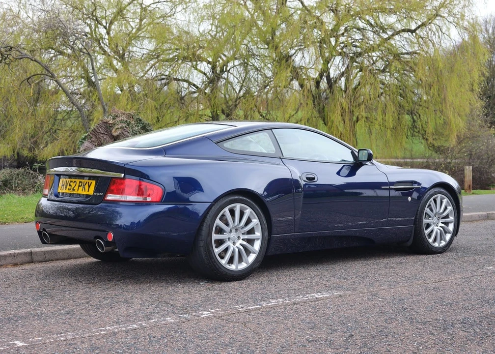 2003 Aston Martin Vanquish 1st Gen - Image 8 of 30
