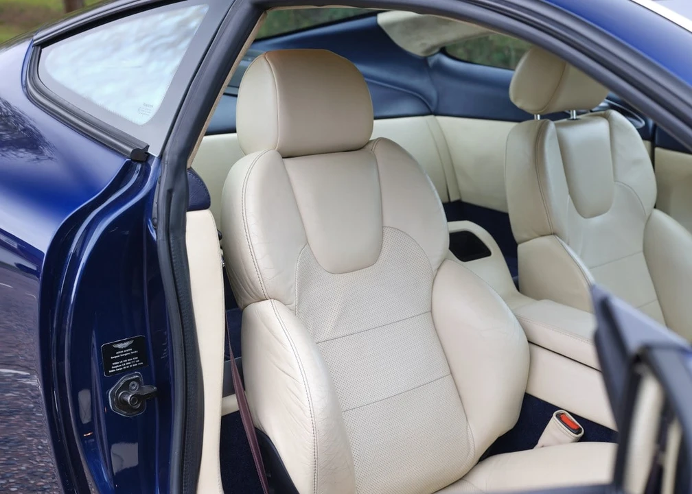 2003 Aston Martin Vanquish 1st Gen - Image 24 of 30