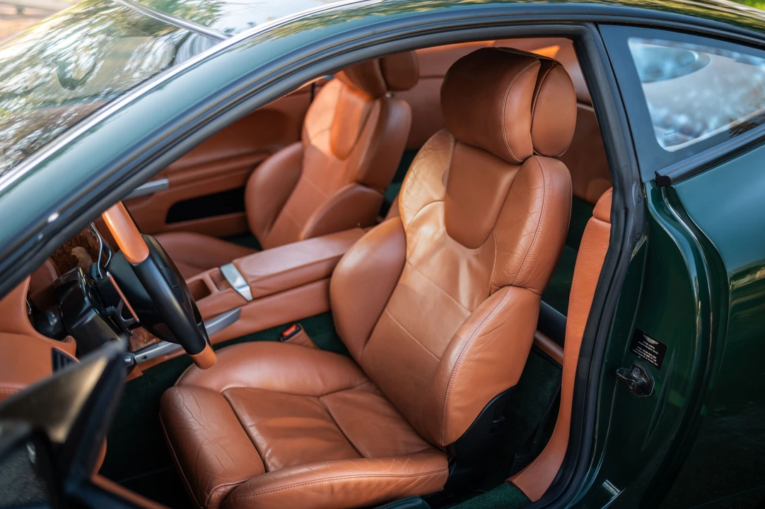2003 Aston Martin Vanquish 1st Gen - Image 26 of 31