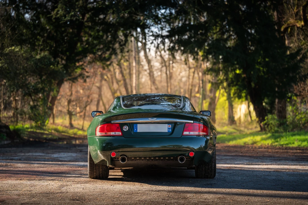 2003 Aston Martin Vanquish 1st Gen - Image 6 of 31