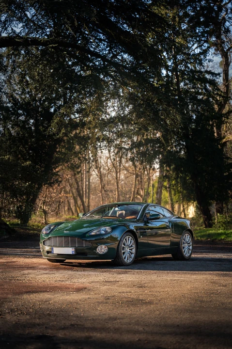 2003 Aston Martin Vanquish 1st Gen - Image 9 of 31