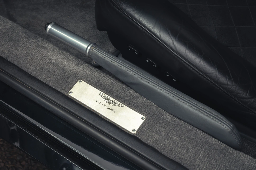 2003 Aston Martin Vanquish 1st Gen - Image 31 of 31