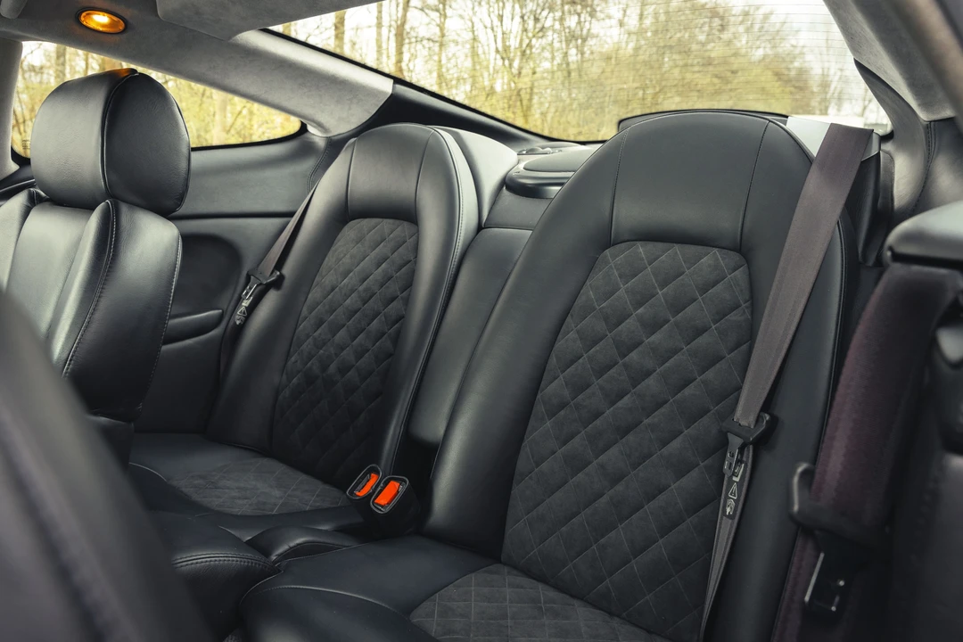 2003 Aston Martin Vanquish 1st Gen - Image 26 of 31