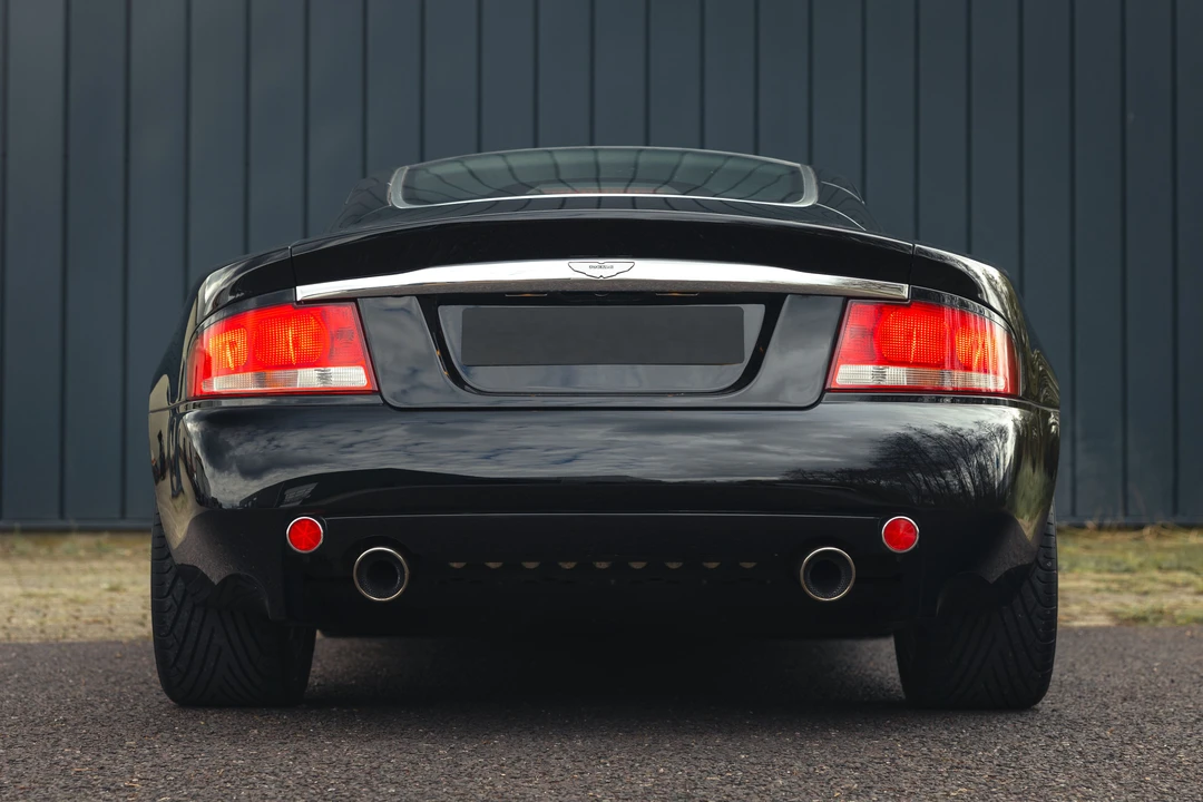 2003 Aston Martin Vanquish 1st Gen - Image 8 of 31