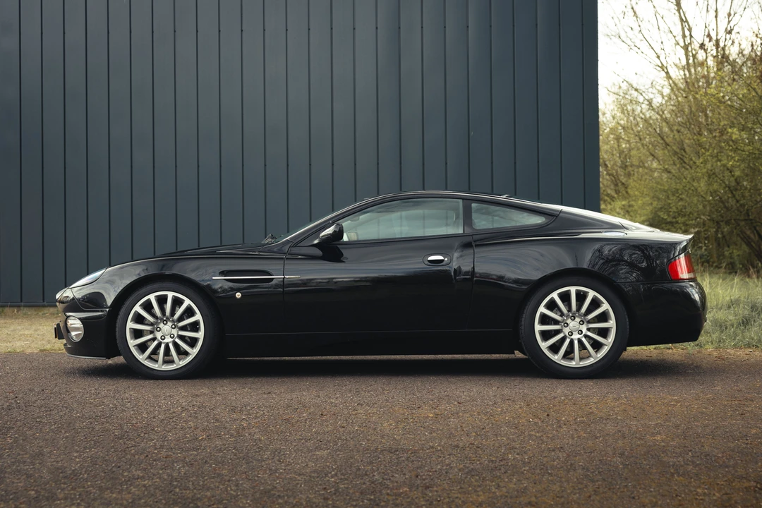 2003 Aston Martin Vanquish 1st Gen - Image 6 of 31