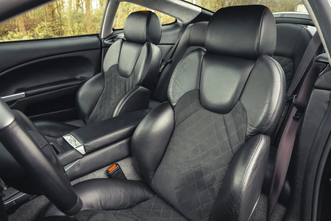2003 Aston Martin Vanquish 1st Gen - Image 25 of 31