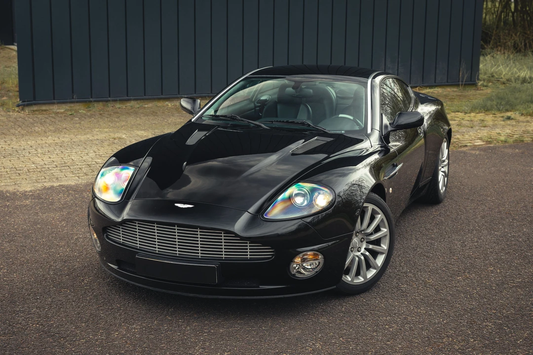 2003 Aston Martin Vanquish 1st Gen - Image 3 of 31