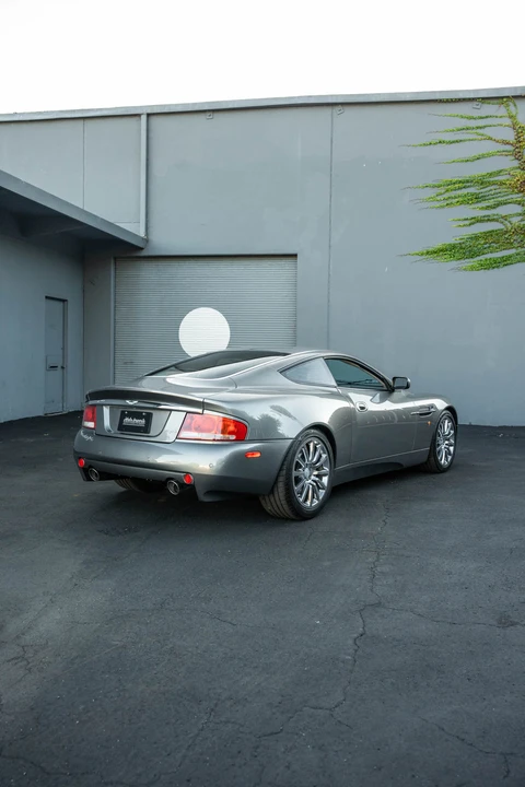 2003 Aston Martin Vanquish 1st Gen - Image 23 of 31