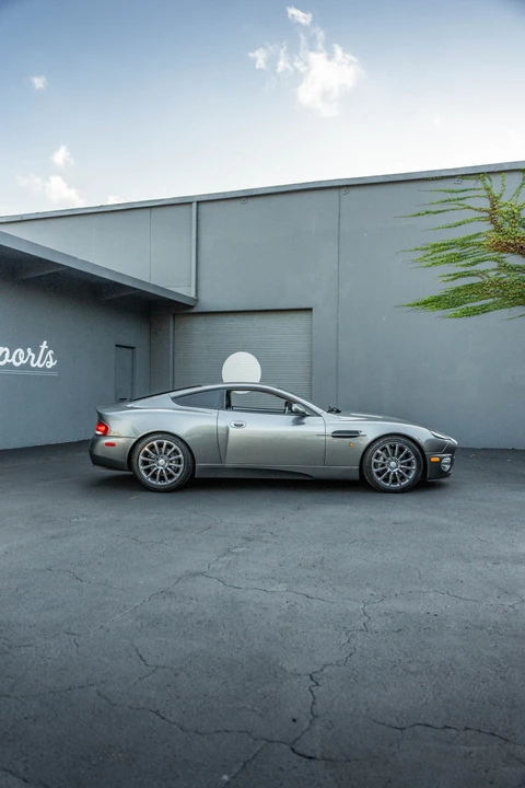 2003 Aston Martin Vanquish 1st Gen - Image 17 of 31