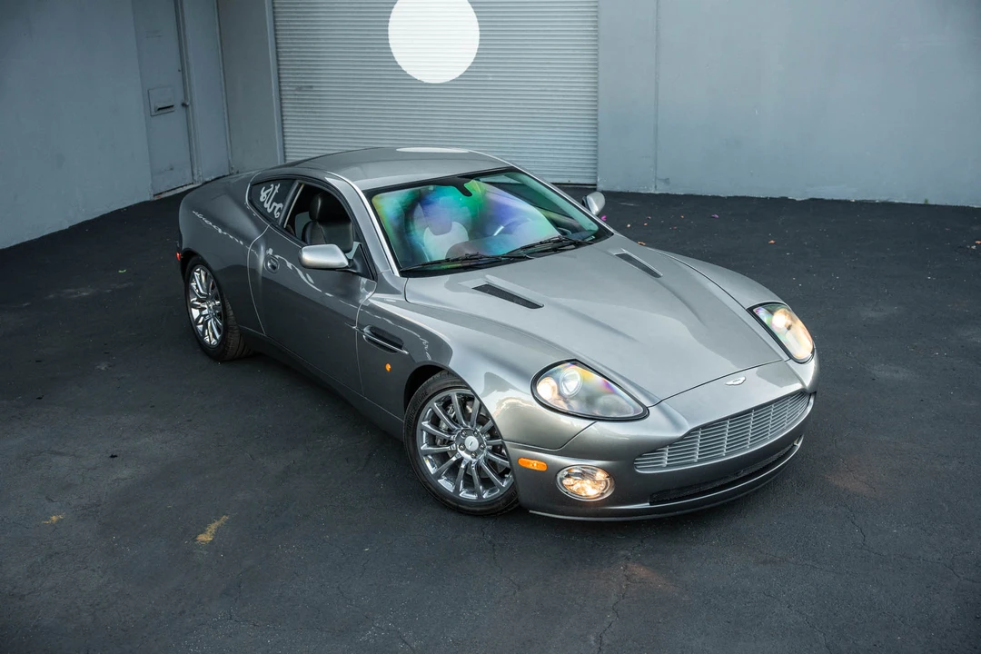 2003 Aston Martin Vanquish 1st Gen - Image 14 of 31