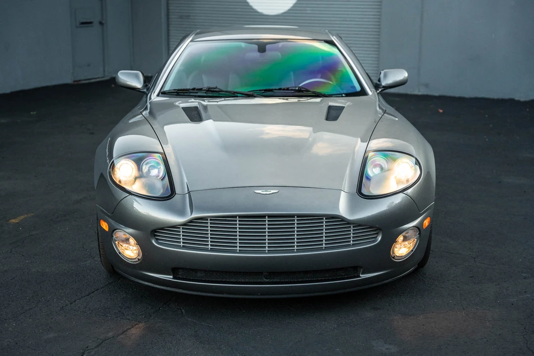 2003 Aston Martin Vanquish 1st Gen - Image 9 of 31