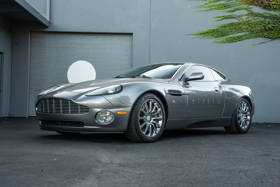 2003 Aston Martin Vanquish 1st Gen - Image 2 of 31