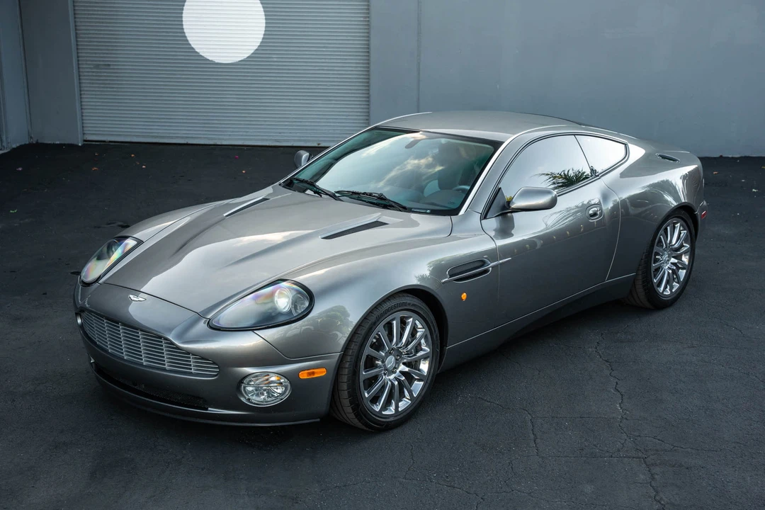 2003 Aston Martin Vanquish 1st Gen - Image 5 of 31